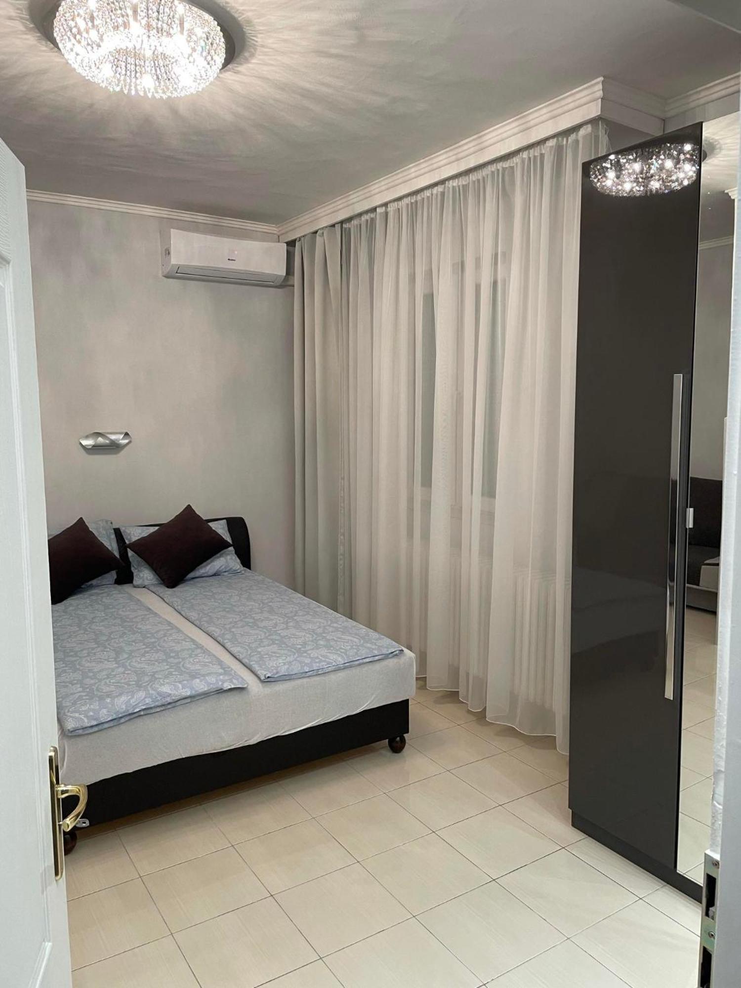 Adam Apartman Хайдусобосло Экстерьер фото